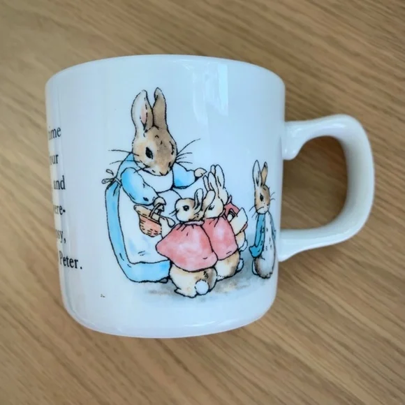 Vintage 1991 Wedgwood Peter Rabbit Mug by Frederick Warne & Co. - Picture 3 of 9